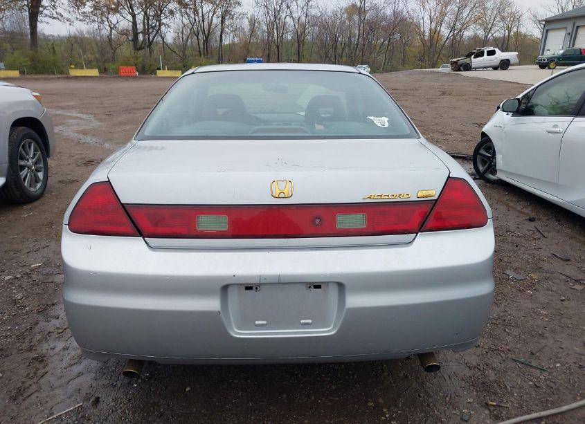 Photo 16 of 2001 Honda Accord 3.0 EX (VIN 1HGCG22581A013380)