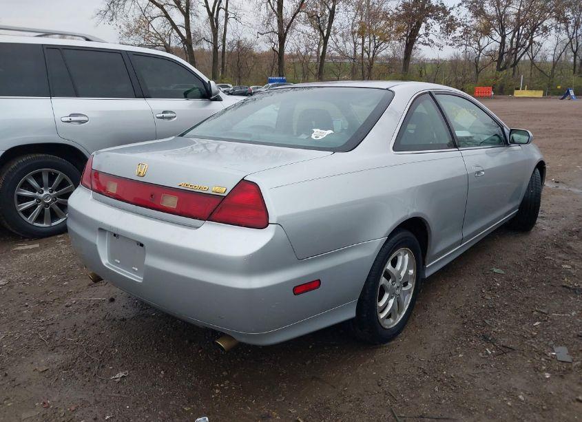 Photo 4 of 2001 Honda Accord 3.0 EX (VIN 1HGCG22581A013380)