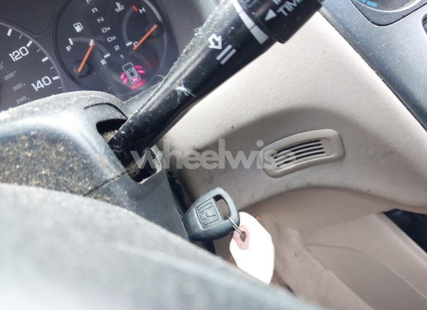 Photo 11 of 2001 Honda Accord 3.0 EX (VIN 1HGCG22581A029160)