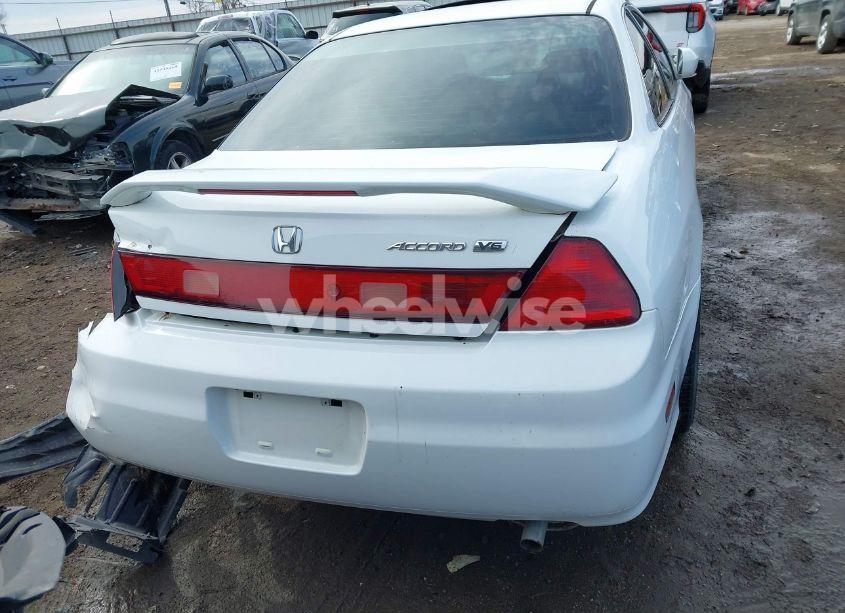 Photo 16 of 2002 Honda Accord 3.0 EX (VIN 1HGCG22582A037759)