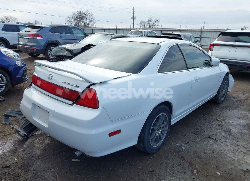 Photo 4 of 2002 Honda Accord 3.0 EX (VIN 1HGCG22582A037759)