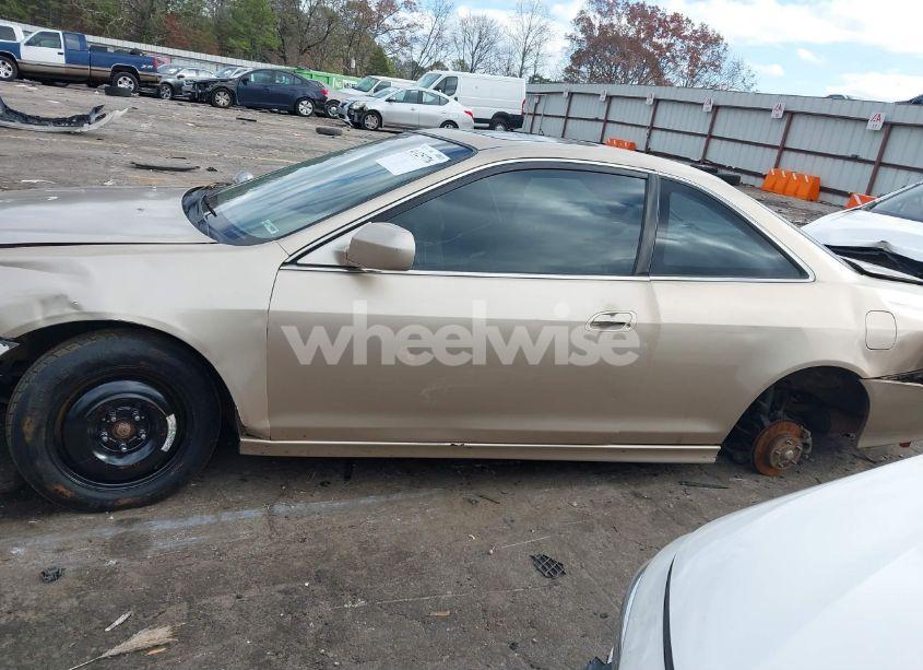 Photo 14 of 2002 Honda Accord 3.0 EX (VIN 1HGCG22592A019867)