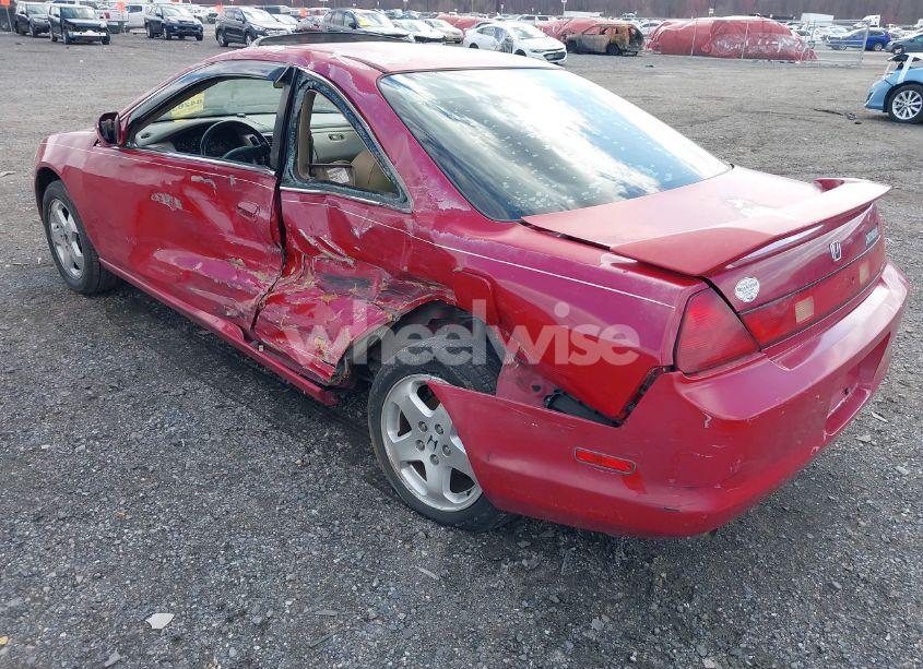 Photo 3 of 2000 Honda Accord 3.0 EX (VIN 1HGCG2259YA015844)