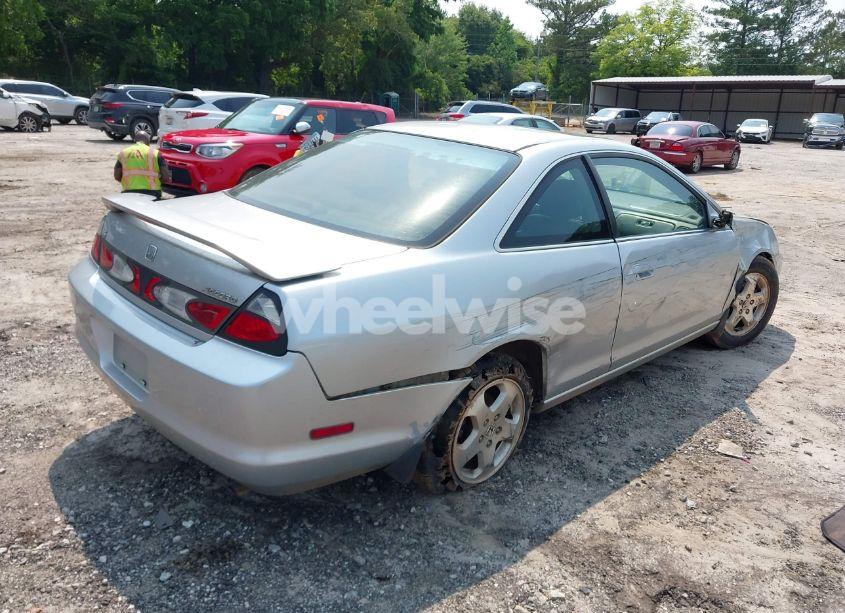 Photo 4 of 2000 Honda Accord 3.0 EX (VIN 1HGCG2259YA032983)