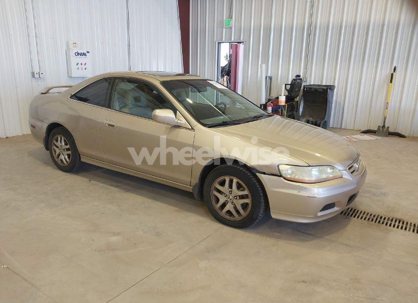 2001 Honda Accord 3.0 EX (VIN 1HGCG225X1A015003) main photo