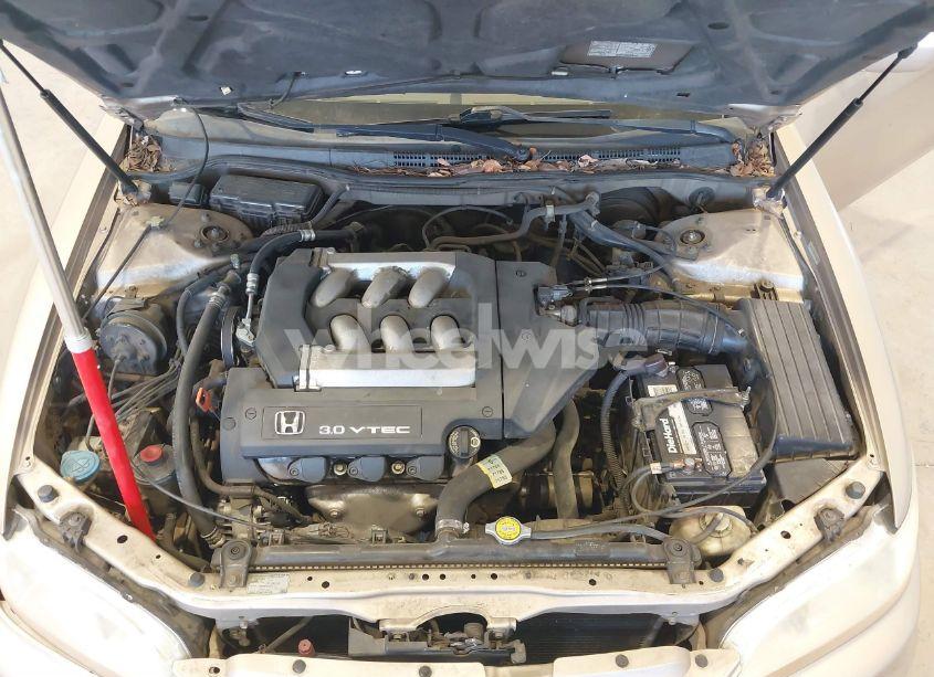 Photo 10 of 2001 Honda Accord 3.0 EX (VIN 1HGCG225X1A015003)