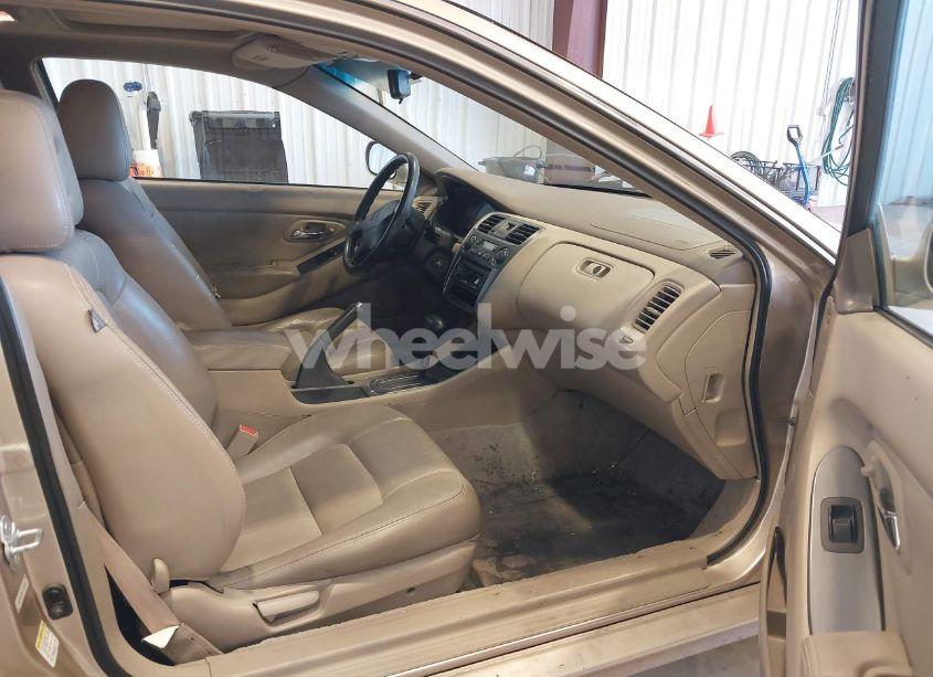 Photo 5 of 2001 Honda Accord 3.0 EX (VIN 1HGCG225X1A015003)