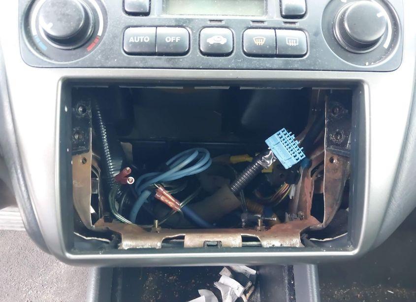 Photo 14 of 2002 Honda Accord 3.0 EX (VIN 1HGCG225X2A024141)