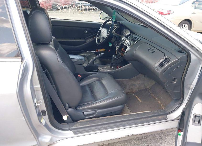 Photo 5 of 2002 Honda Accord 3.0 EX (VIN 1HGCG225X2A024141)