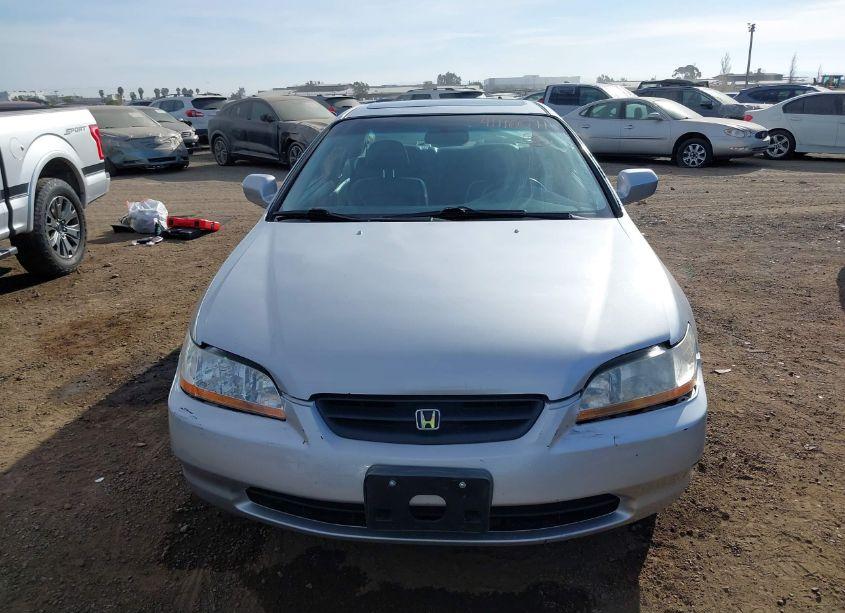 Photo 6 of 2000 Honda Accord 3.0 EX (VIN 1HGCG225XYA038372)