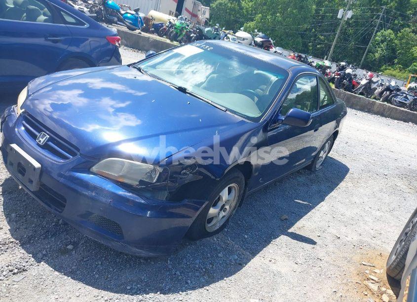 Photo 2 of 2001 Honda Accord 2.3 LX (VIN 1HGCG31401A027756)