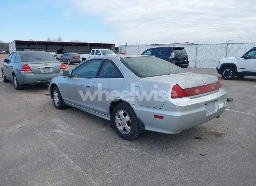 Photo 3 of 2002 Honda Accord 2.3 EX (VIN 1HGCG31572A004484)