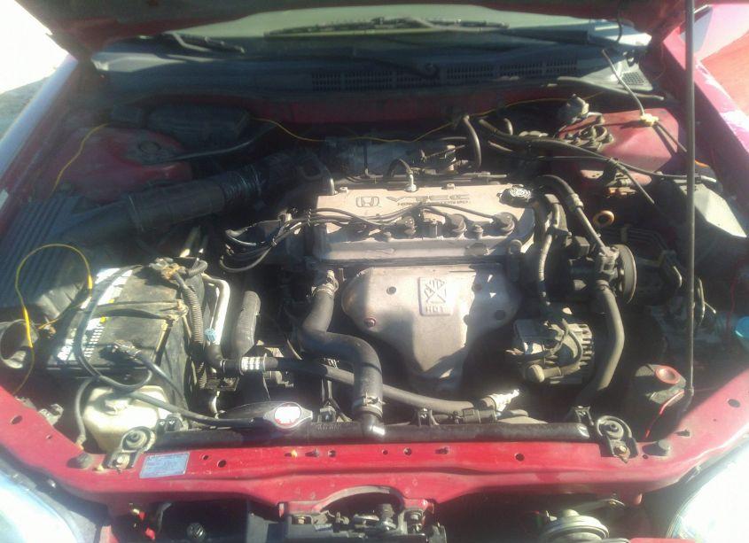 Photo 10 of 1998 Honda Accord EX (VIN 1HGCG3157WA004829)