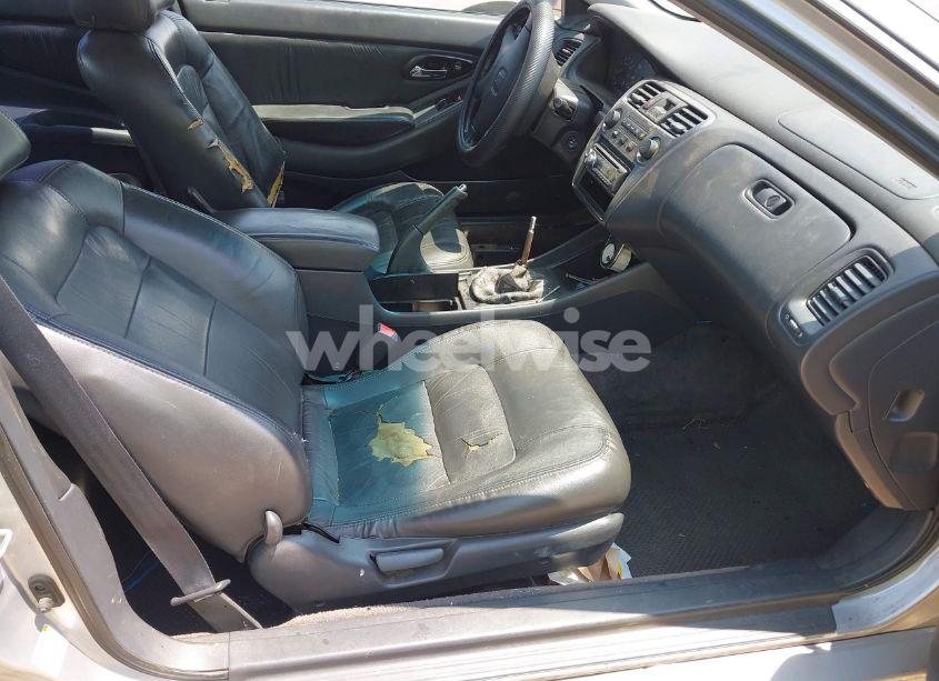 Photo 5 of 2001 Honda Accord 2.3 EX (VIN 1HGCG31581A025438)