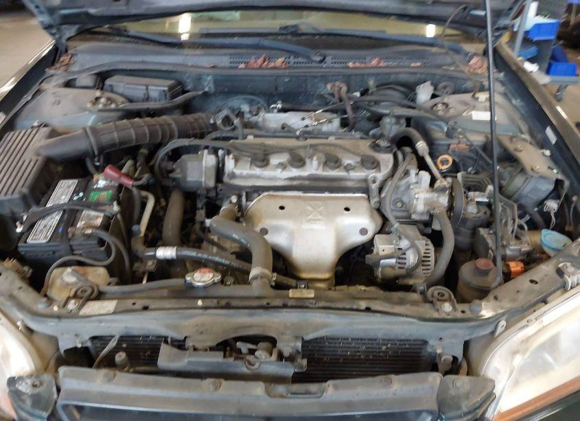 Photo 10 of 2000 Honda Accord 2.3 EX (VIN 1HGCG3159YA020307)