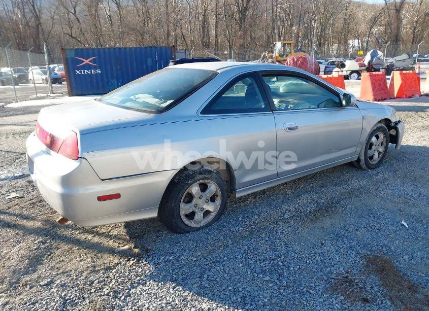 Photo 4 of 2002 Honda Accord 2.3 EX (VIN 1HGCG315X2A031663)