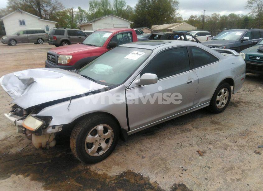 Photo 2 of 2001 Honda Accord 2.3 EX (VIN 1HGCG31721A017448)