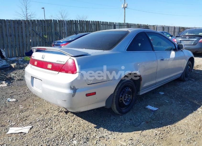 Photo 4 of 2001 Honda Accord 2.3 EX (VIN 1HGCG317X1A006567)