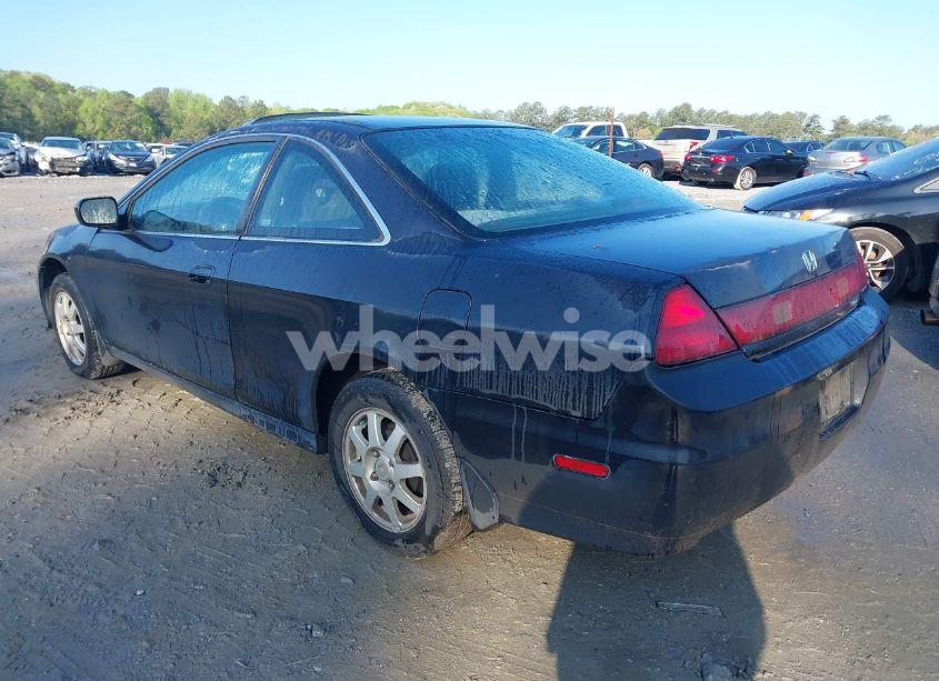 Photo 3 of 2002 Honda Accord 2.3 SE (VIN 1HGCG32002A001672)