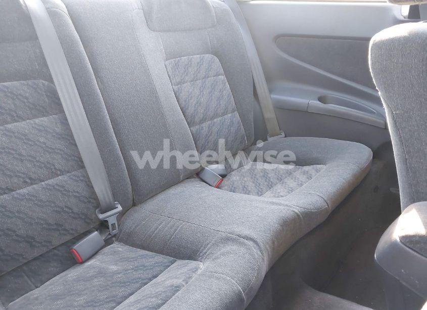 Photo 8 of 2002 Honda Accord 2.3 SE (VIN 1HGCG32002A001672)