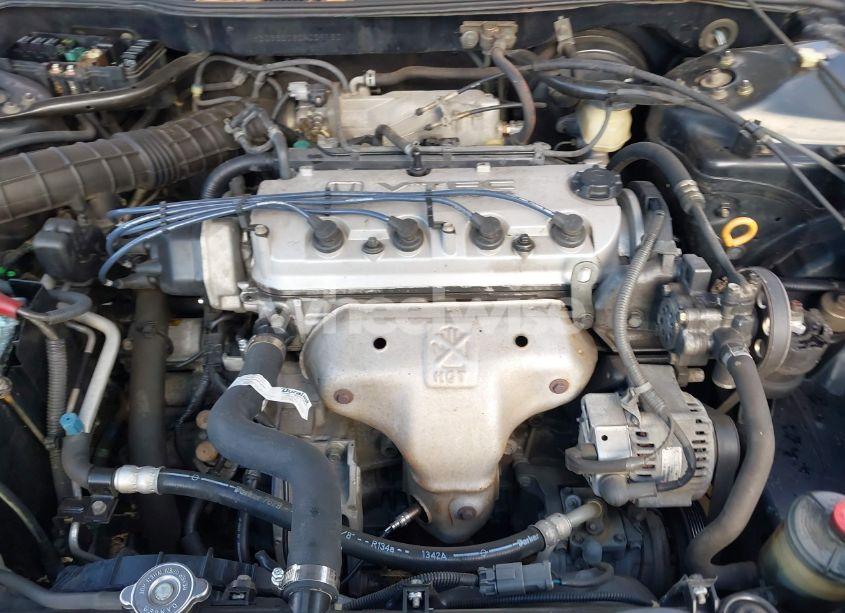 Photo 10 of 2002 Honda Accord 2.3 SE (VIN 1HGCG32032A029160)