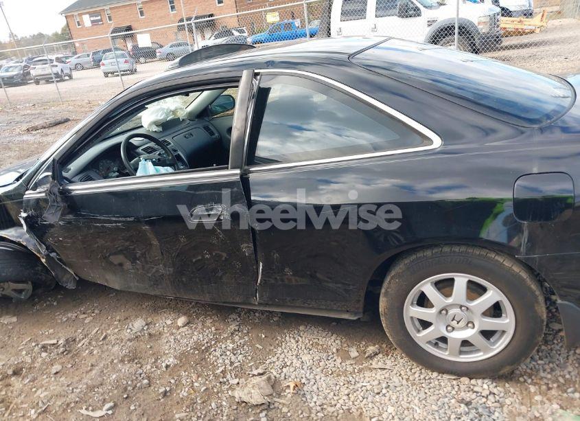 Photo 13 of 2002 Honda Accord 2.3 SE (VIN 1HGCG32032A029160)