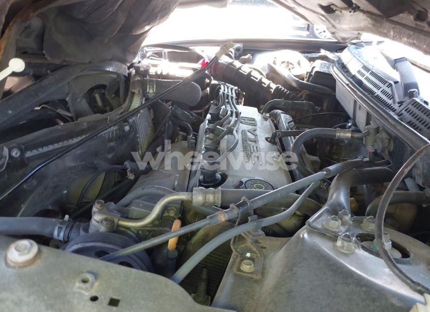 Photo 10 of 2002 Honda Accord 2.3 SE (VIN 1HGCG32082A019305)