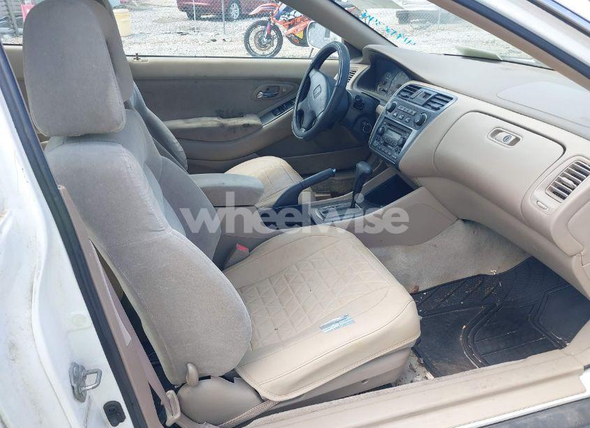 Photo 5 of 2002 Honda Accord 2.3 SE (VIN 1HGCG32262A021717)