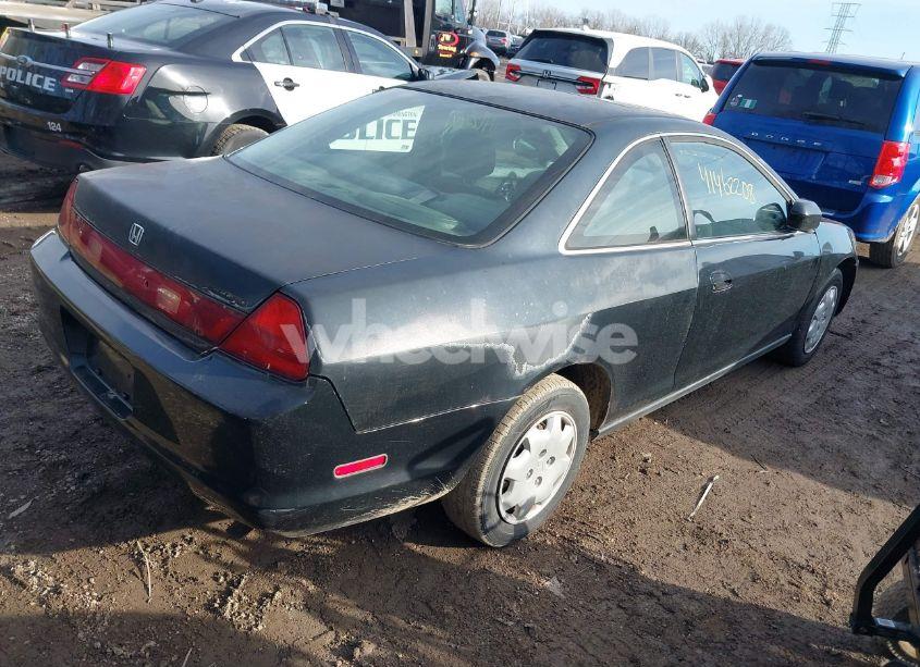 Photo 4 of 1999 Honda Accord LX (VIN 1HGCG3242XA006446)