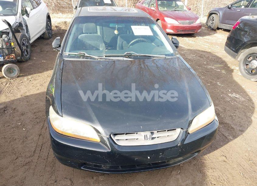 Photo 6 of 1999 Honda Accord LX (VIN 1HGCG3242XA006446)