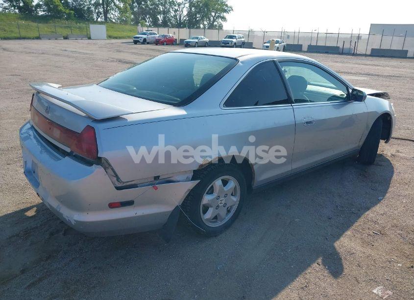 Photo 4 of 1998 Honda Accord LX (VIN 1HGCG3246WA006089)