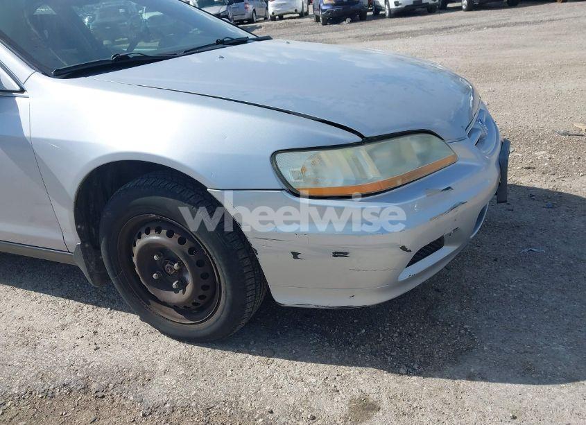 Photo 12 of 2001 Honda Accord 2.3 LX (VIN 1HGCG32471A019250)