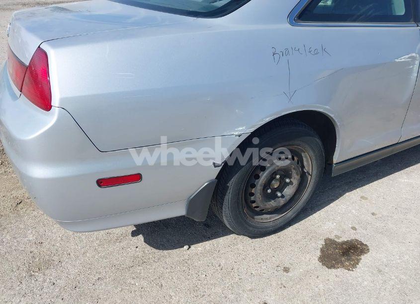 Photo 14 of 2001 Honda Accord 2.3 LX (VIN 1HGCG32471A019250)