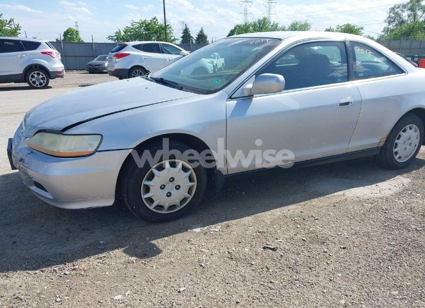 Photo 2 of 2001 Honda Accord 2.3 LX (VIN 1HGCG32471A019250)