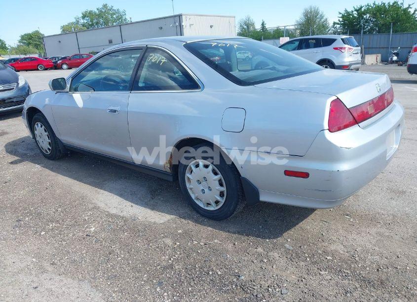 Photo 3 of 2001 Honda Accord 2.3 LX (VIN 1HGCG32471A019250)