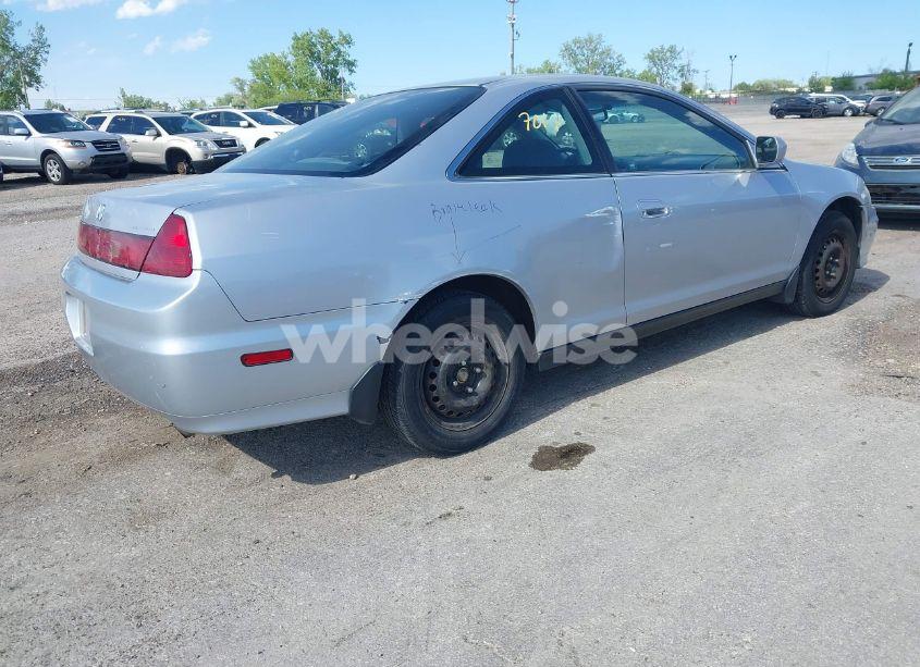 Photo 4 of 2001 Honda Accord 2.3 LX (VIN 1HGCG32471A019250)