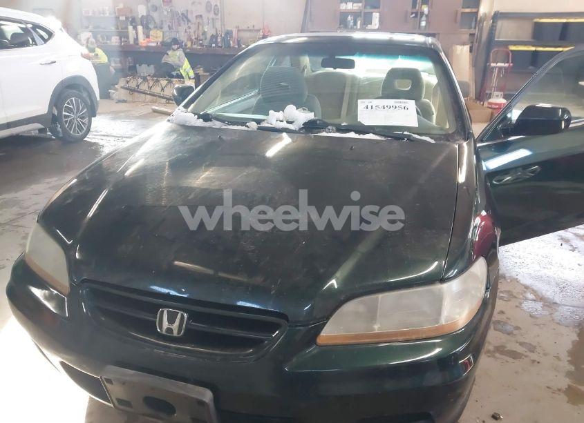 Photo 6 of 2001 Honda Accord 2.3 EX (VIN 1HGCG32521A032366)