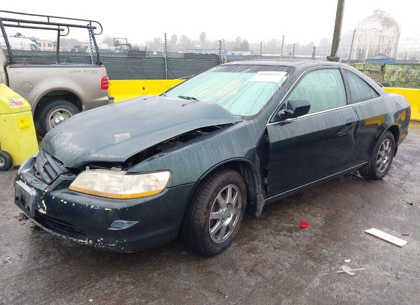 Photo 2 of 1999 Honda Accord EX (VIN 1HGCG3252XA021232)