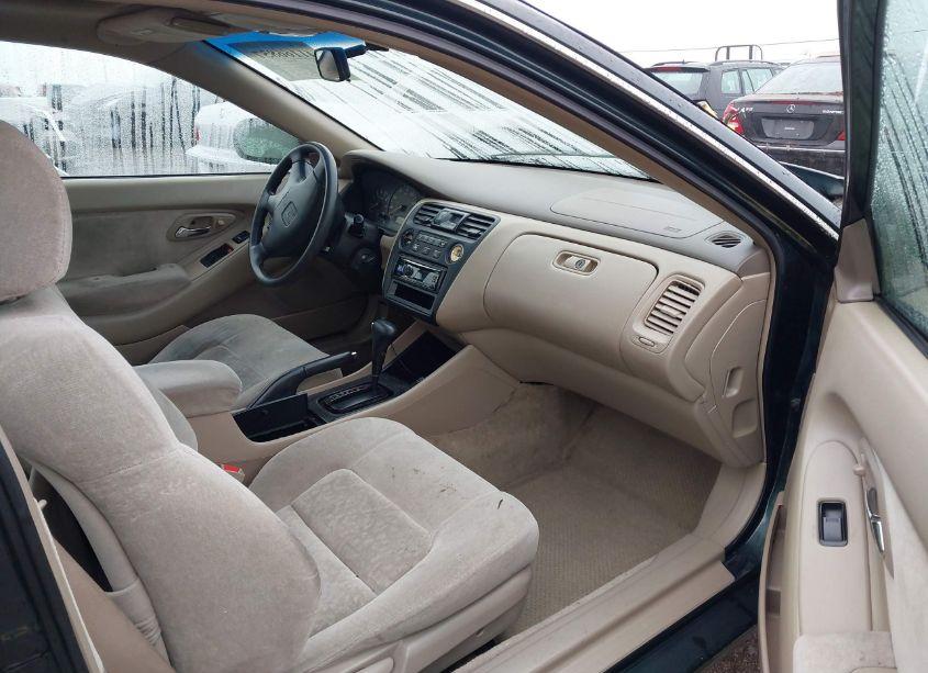 Photo 5 of 1999 Honda Accord EX (VIN 1HGCG3252XA021232)