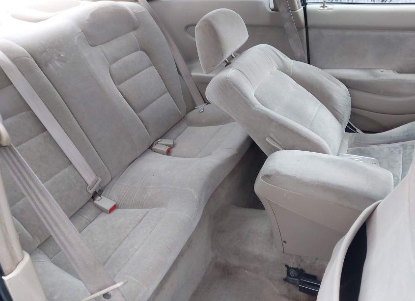 Photo 8 of 1999 Honda Accord EX (VIN 1HGCG3252XA021232)