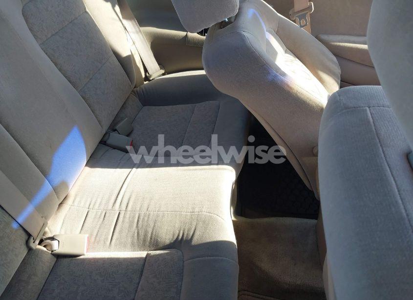 Photo 8 of 2002 Honda Accord 2.3 EX (VIN 1HGCG32542A018423)