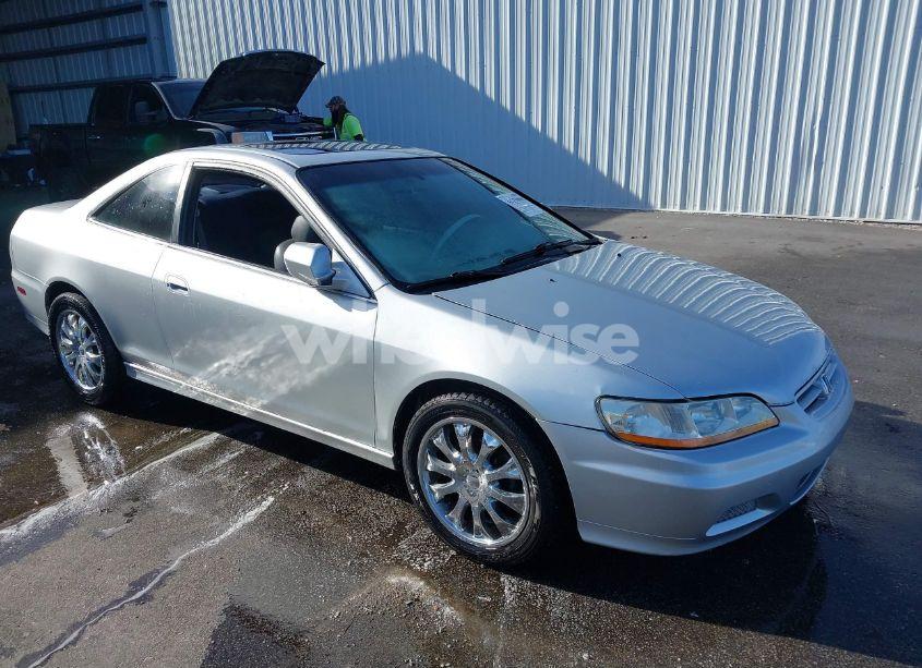 2002 Honda Accord 2.3 EX (VIN 1HGCG325X2A025487) main photo