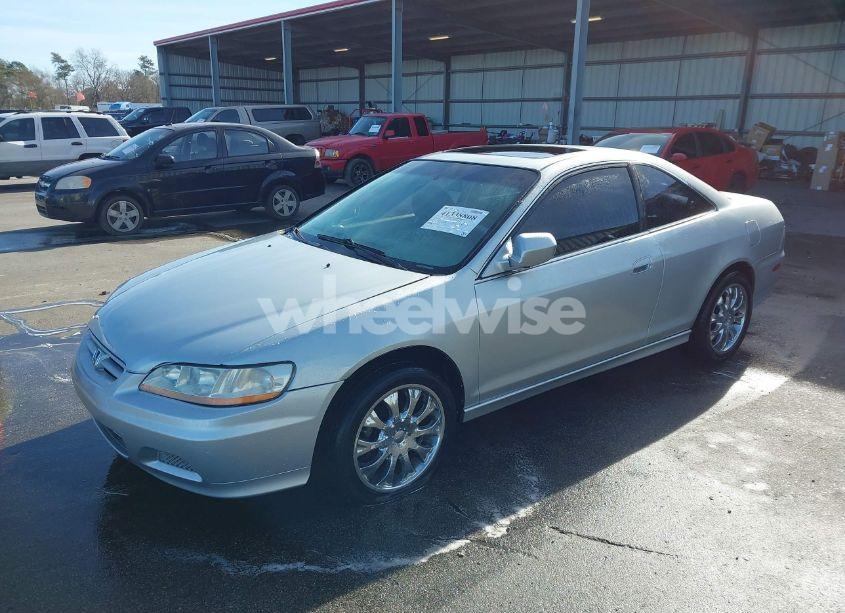 Photo 2 of 2002 Honda Accord 2.3 EX (VIN 1HGCG325X2A025487)