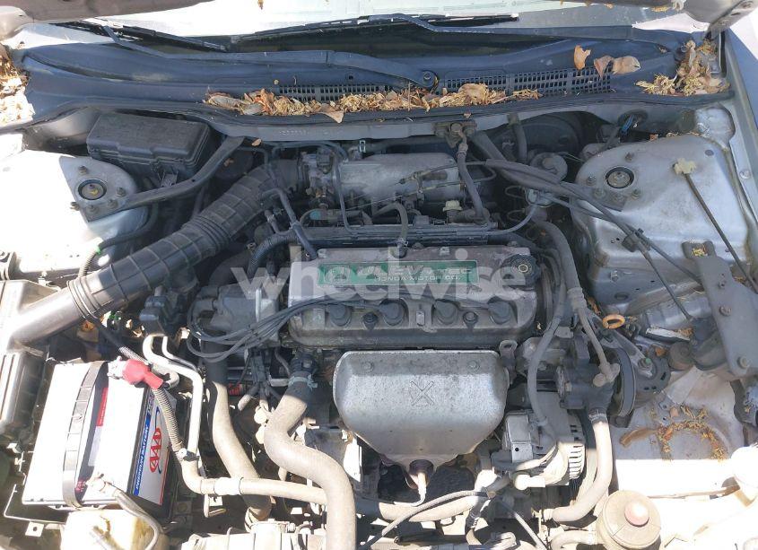 Photo 10 of 2001 Honda Accord 2.3 LX (VIN 1HGCG32641A021149)