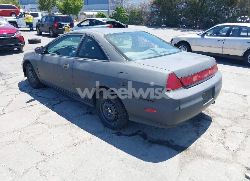 Photo 3 of 2001 Honda Accord 2.3 LX (VIN 1HGCG32641A021149)