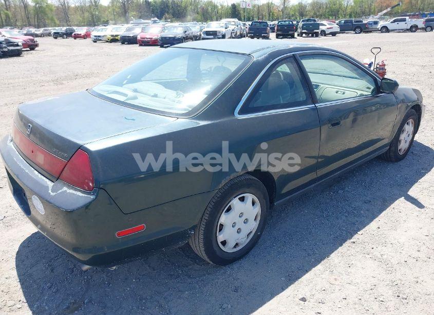 Photo 4 of 2000 Honda Accord 2.3 LX (VIN 1HGCG3268YA023870)