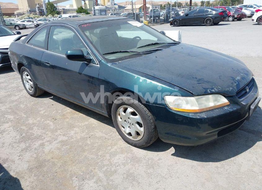 2000 Honda Accord 2.3 EX (VIN 1HGCG3270YA025749) main photo
