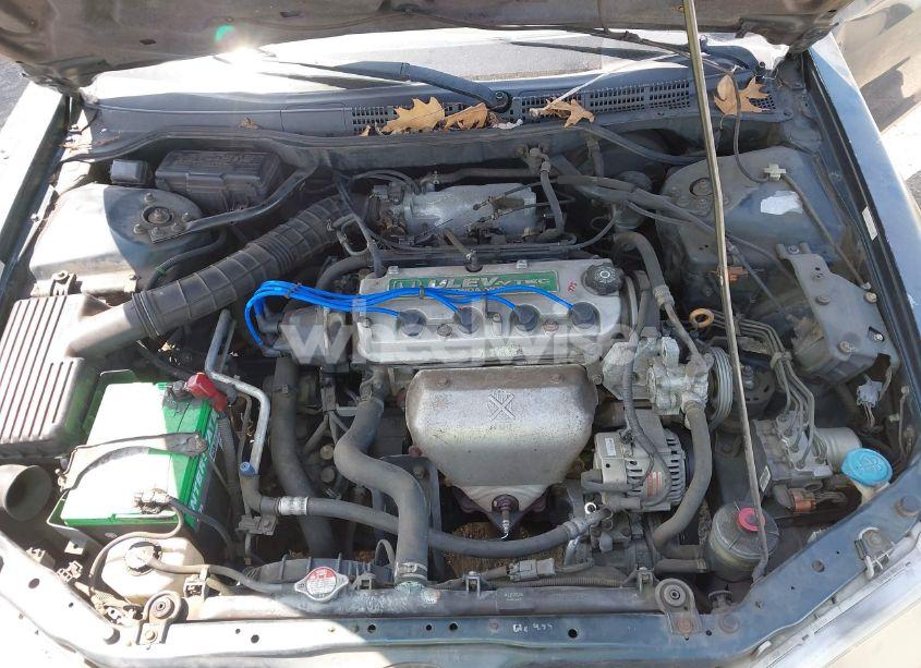 Photo 10 of 2000 Honda Accord 2.3 EX (VIN 1HGCG3270YA025749)