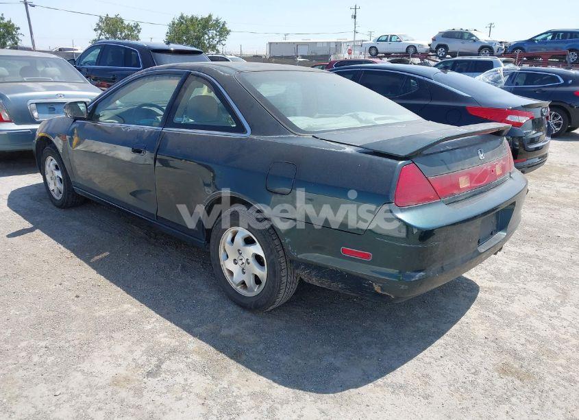 Photo 3 of 2000 Honda Accord 2.3 EX (VIN 1HGCG3270YA025749)