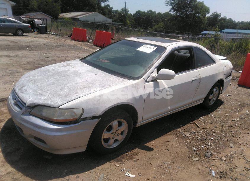 Photo 2 of 2001 Honda Accord 2.3 EX (VIN 1HGCG32711A010067)